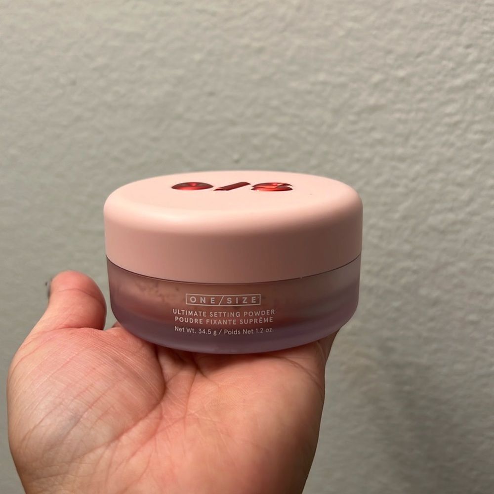 ONE SIZE setting powder